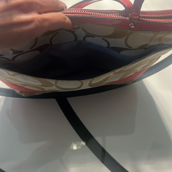 Coach Purse - Picture 6 of 9